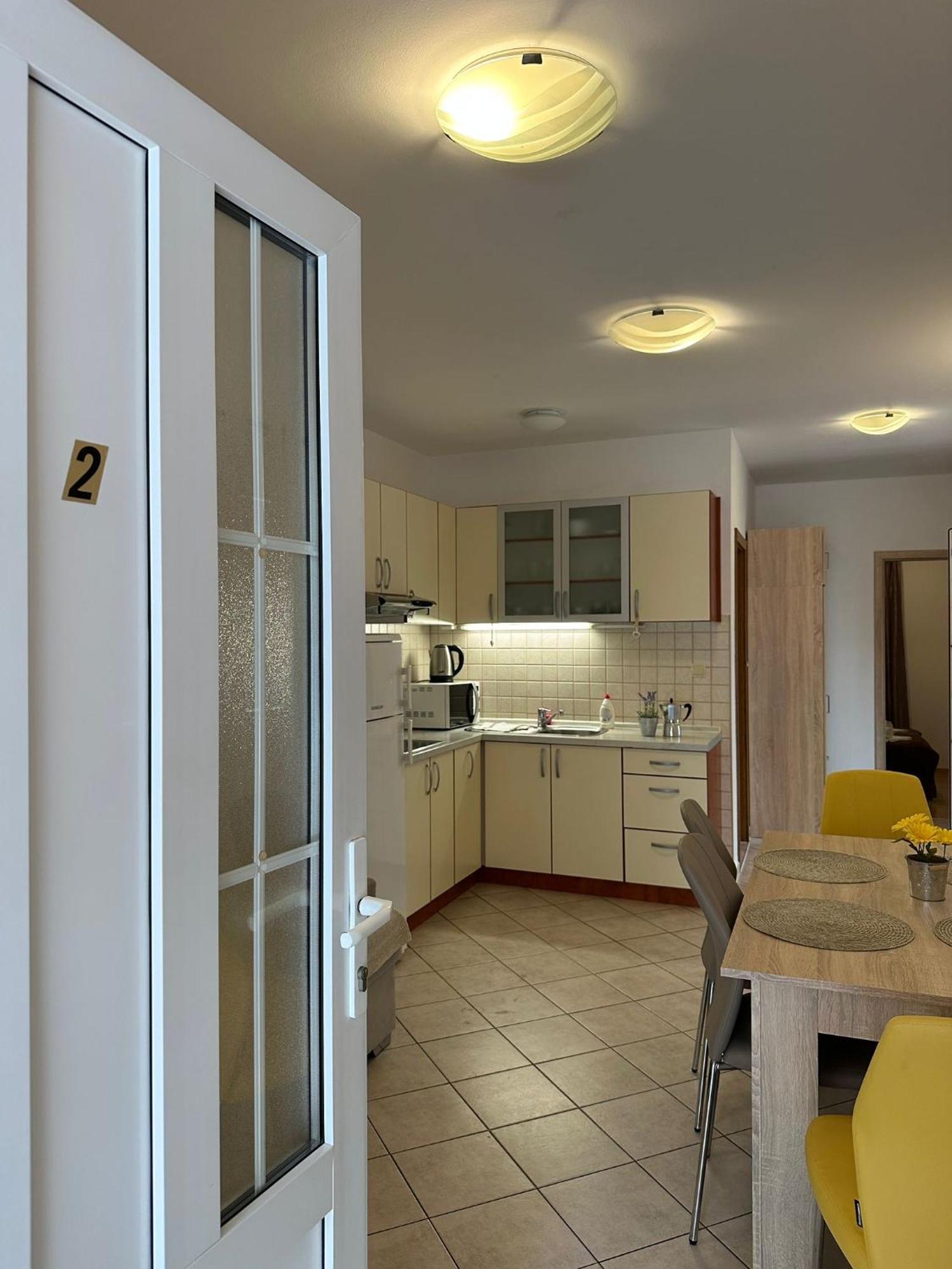 Apartmani Samec نوفاليا المظهر الخارجي الصورة