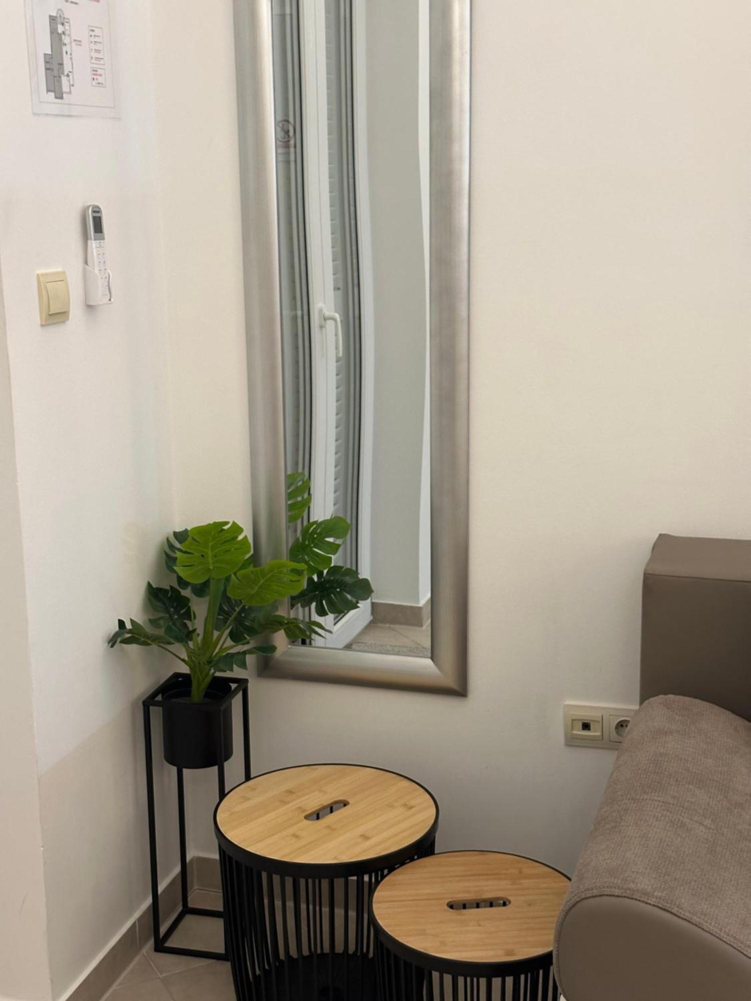 Apartmani Samec نوفاليا المظهر الخارجي الصورة